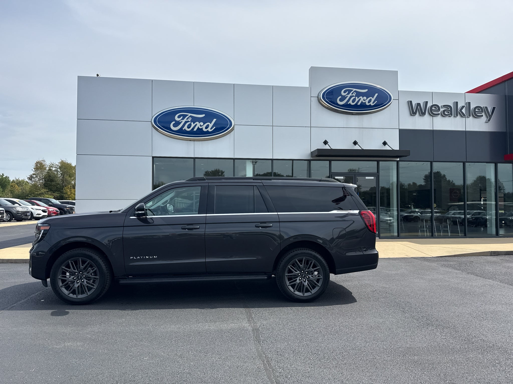 2027 Ford Expedition MAX Platinum