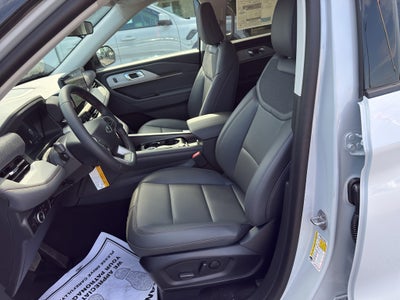 2026 Ford Explorer Active w/200A Pkg