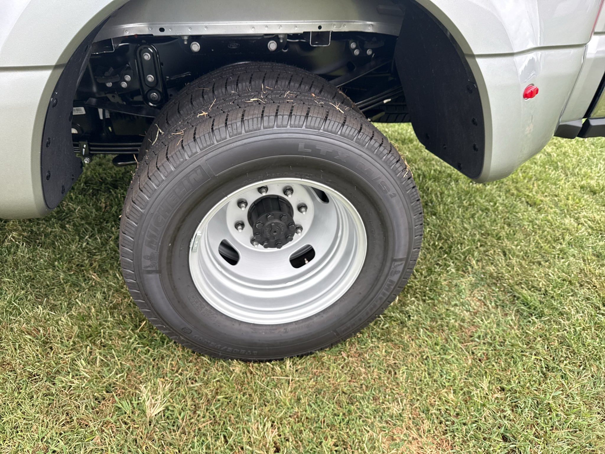 2027 Ford F-350 XLT