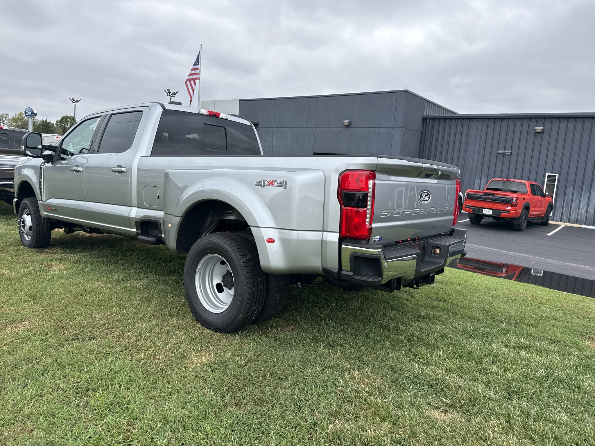 2027 Ford F-350 XLT