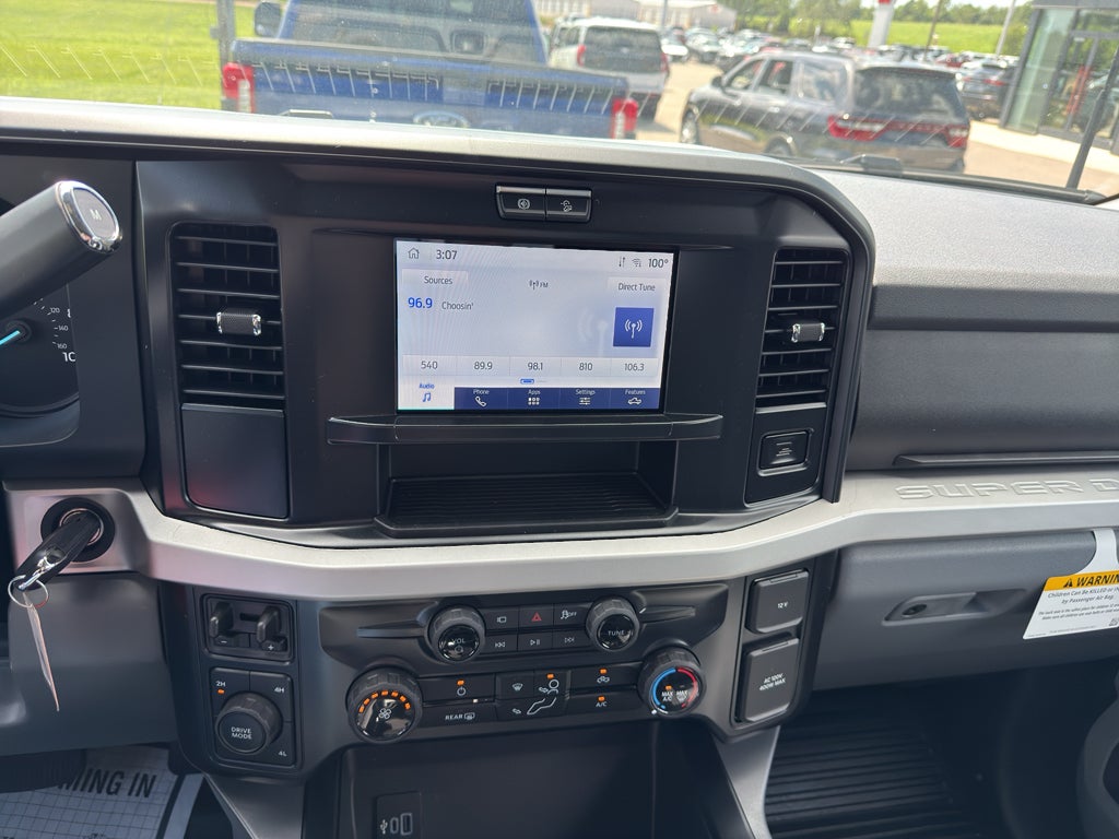 2026 Ford F-350 XLT