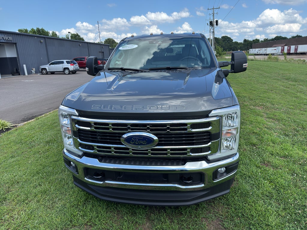 2026 Ford F-350 XLT