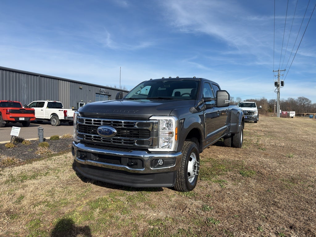 2026 Ford F-350 XLT