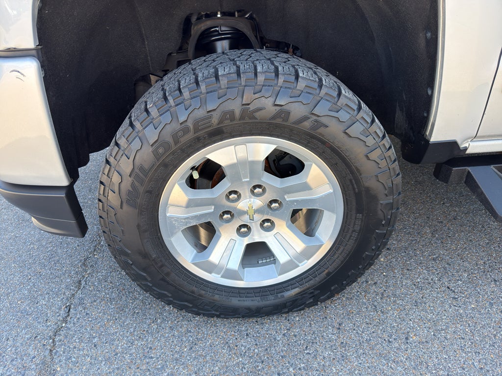 2017 Chevrolet Silverado LT