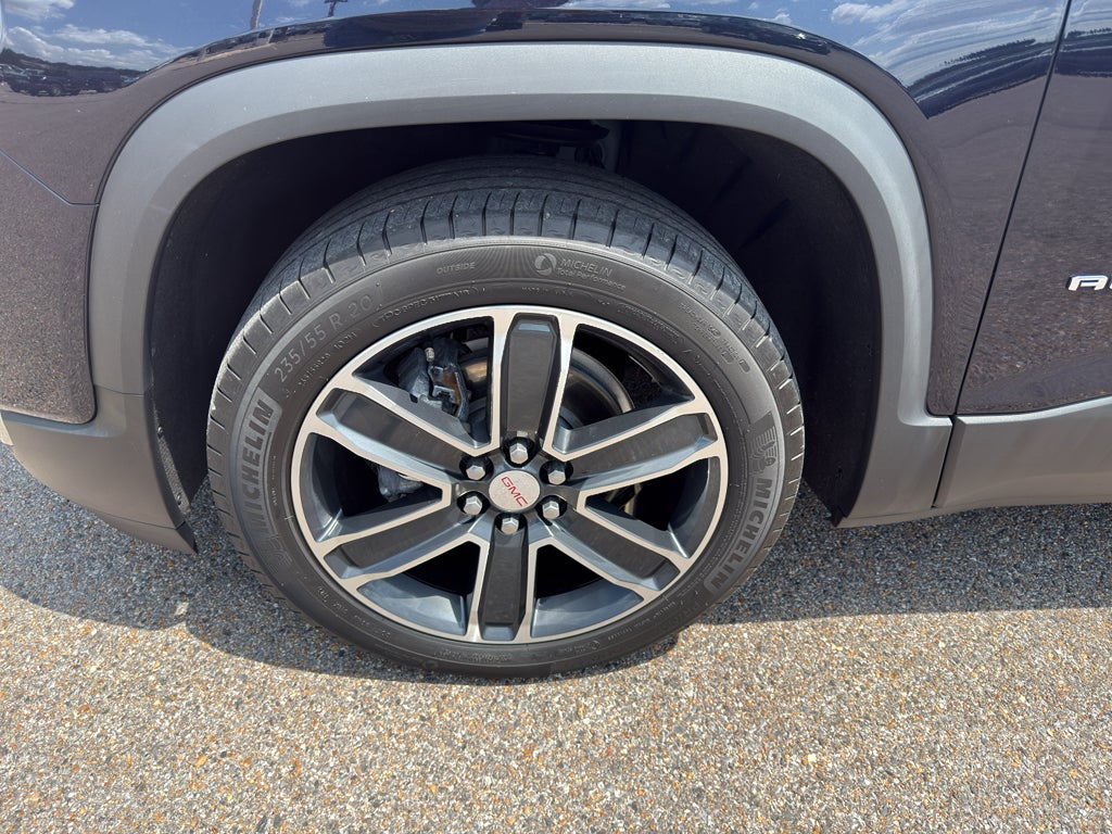 2021 GMC Acadia SLT