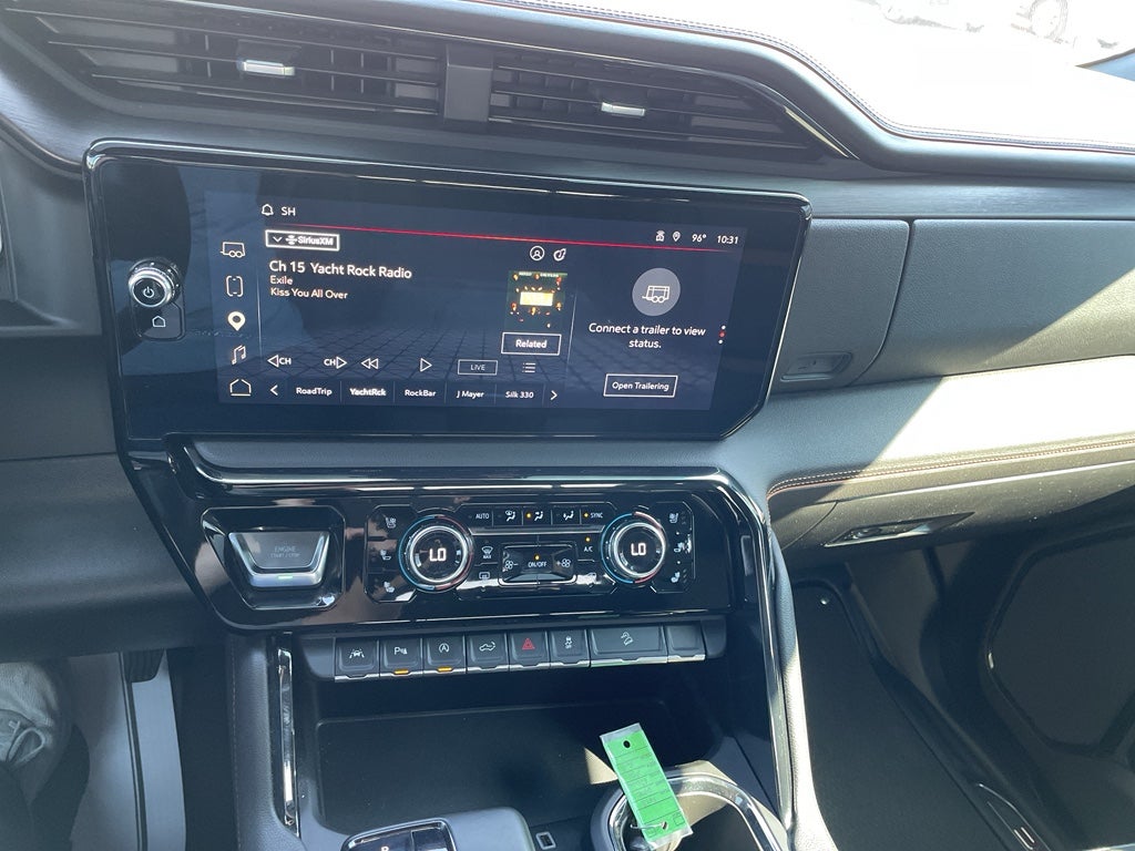 2023 GMC Sierra AT4