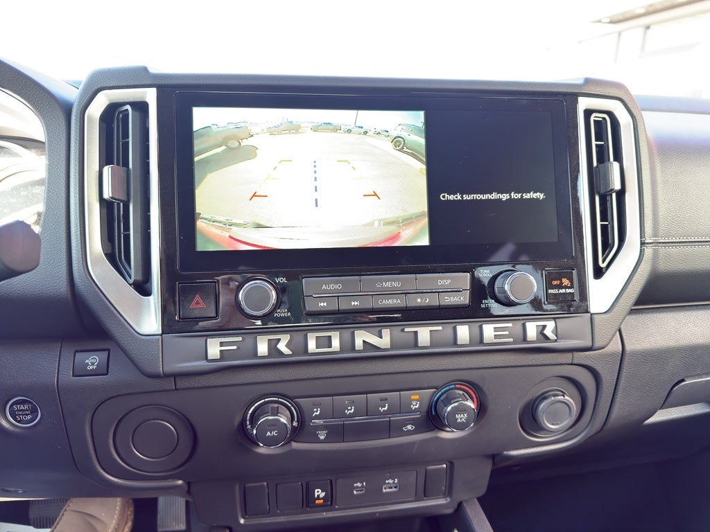 2025 Nissan Frontier SV