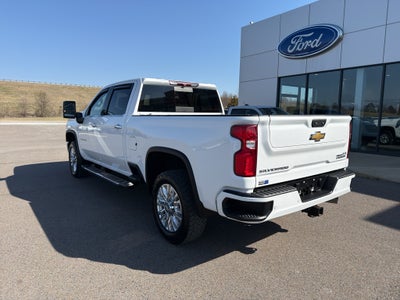 2022 Chevrolet Silverado High Country