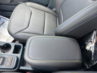 2025 Ford Maverick Lobo Standard