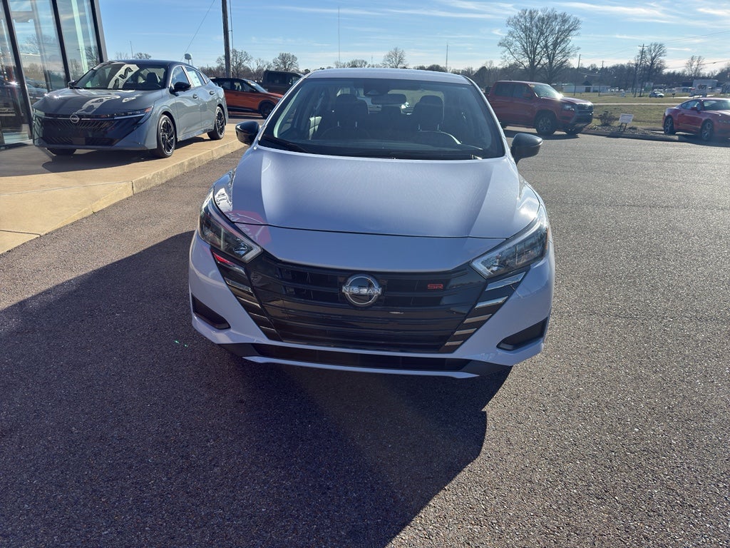 2025 Nissan Versa SR