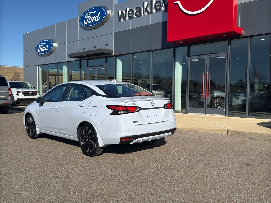 2025 Nissan Versa SR