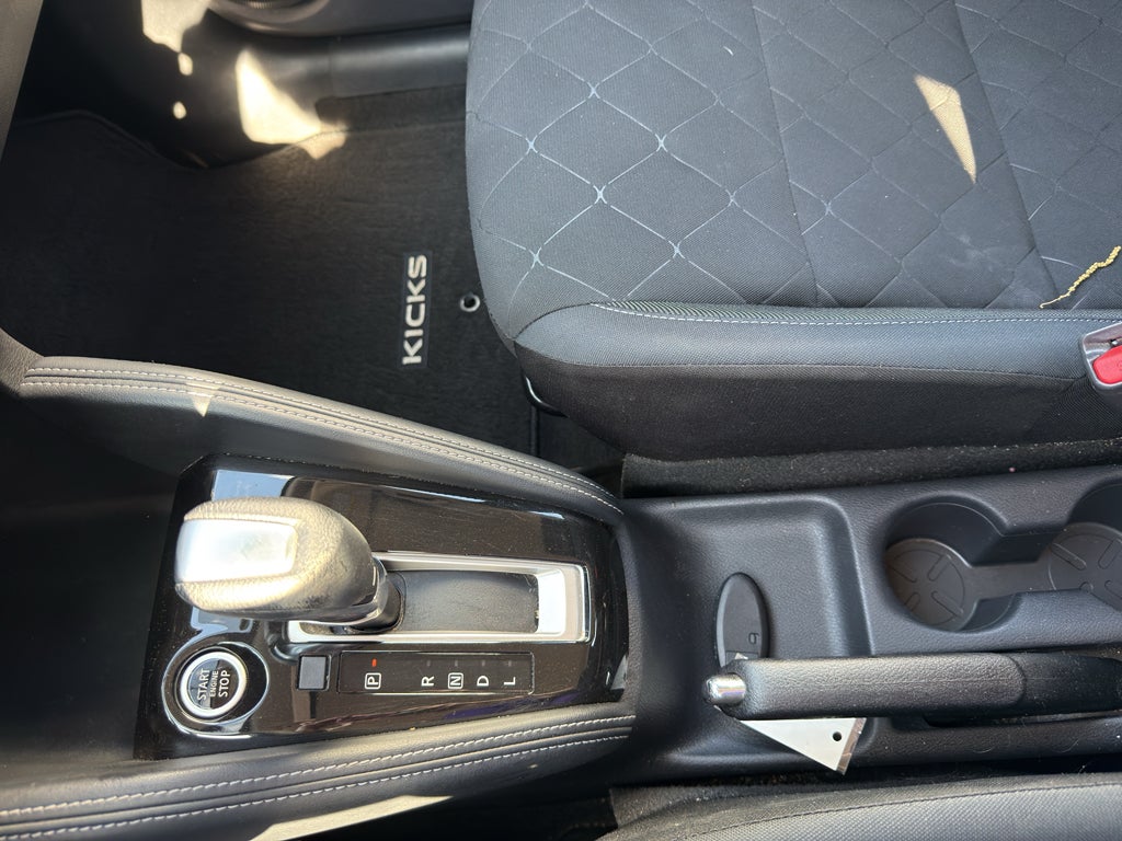 2019 Nissan Kicks SV