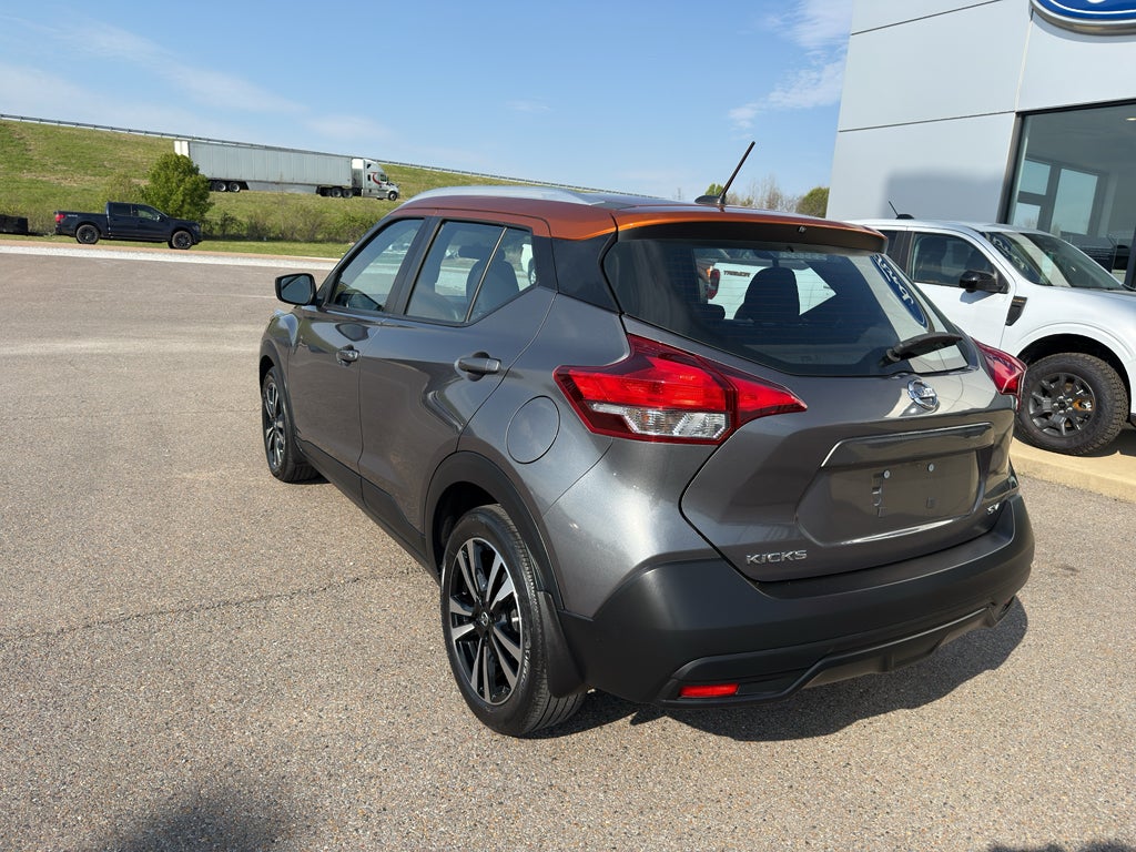2019 Nissan Kicks SV