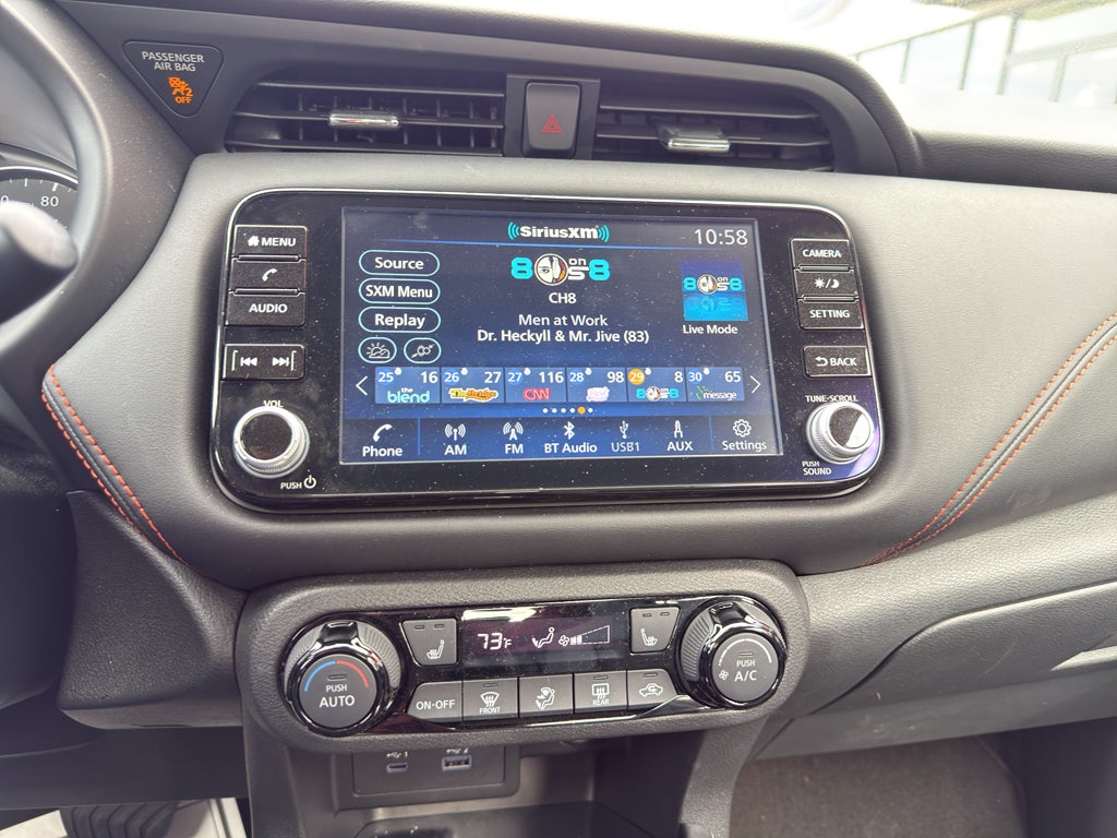 2024 Nissan Kicks SR