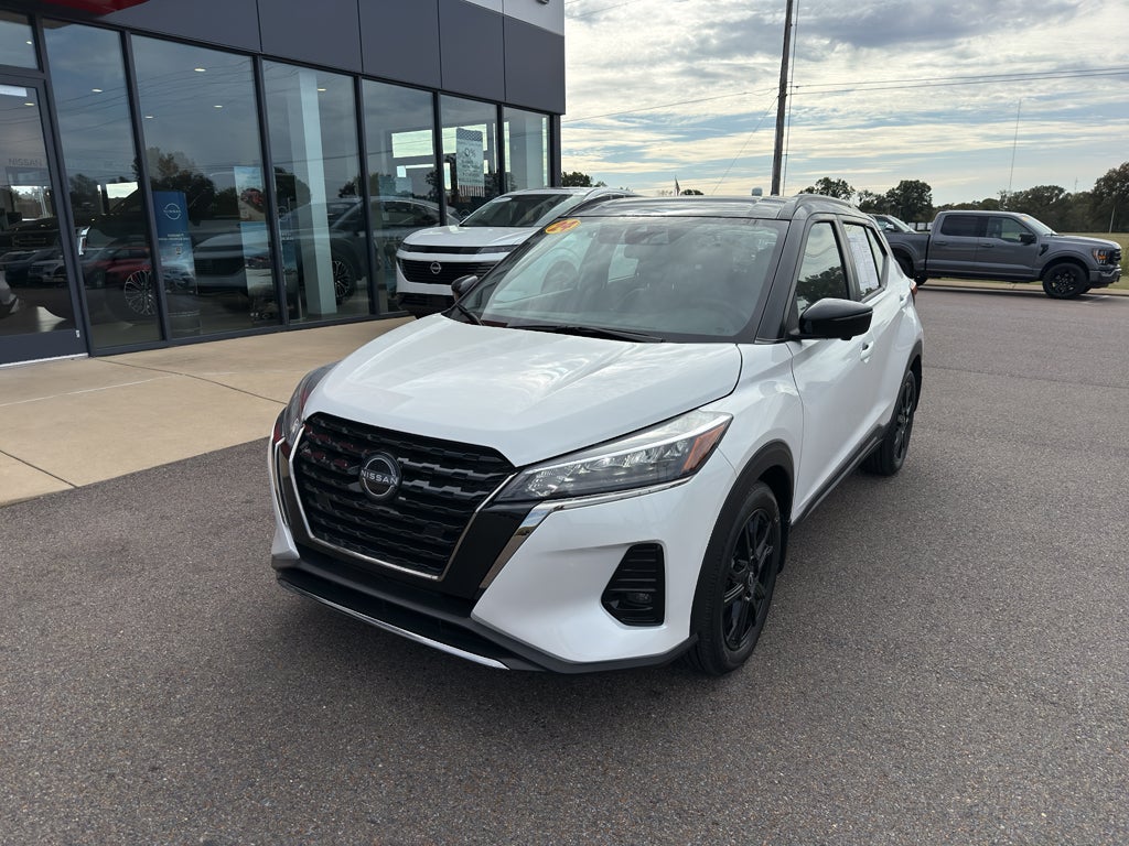 2024 Nissan Kicks SR