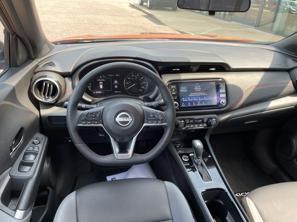 2024 Nissan Kicks SR
