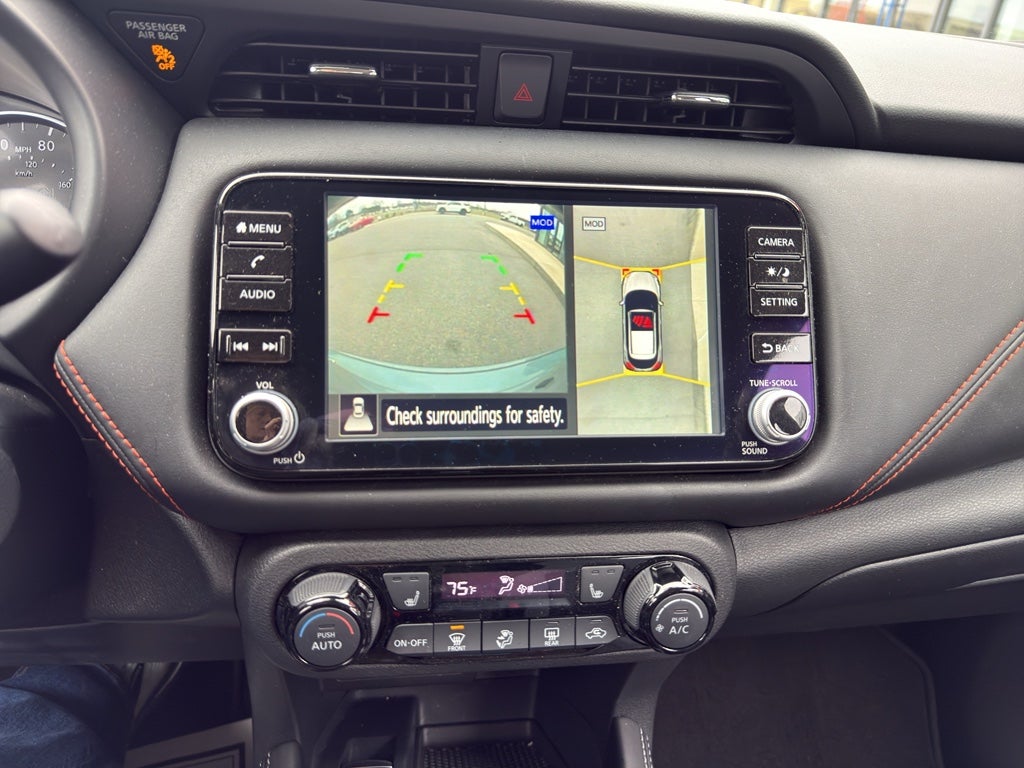 2024 Nissan Kicks SR