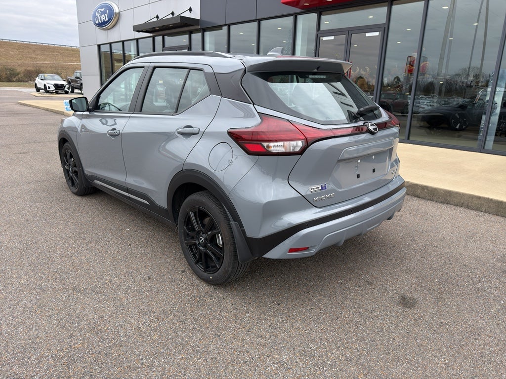 2024 Nissan Kicks SR