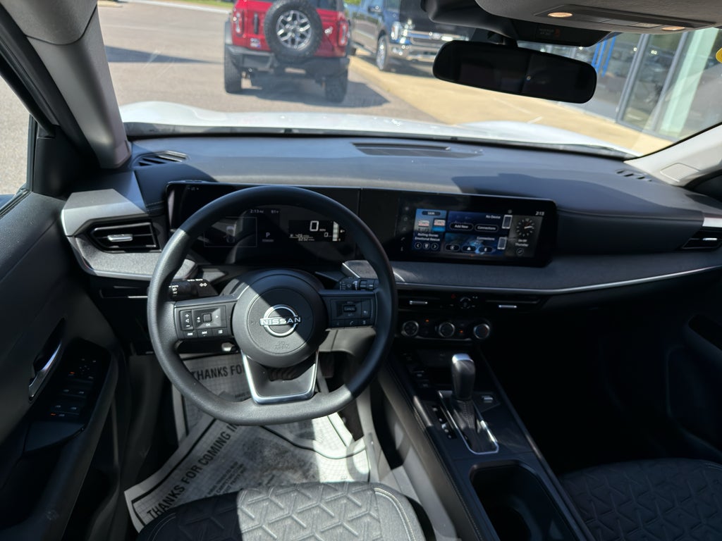 2025 Nissan Kicks SV