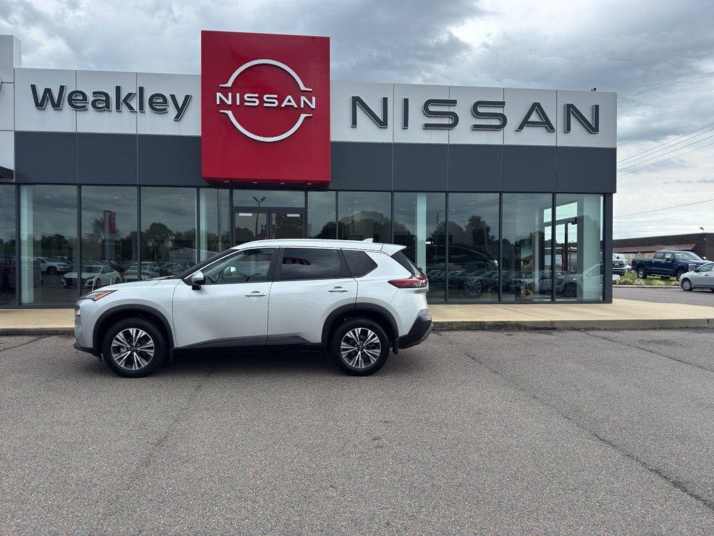2022 Nissan Rogue SV