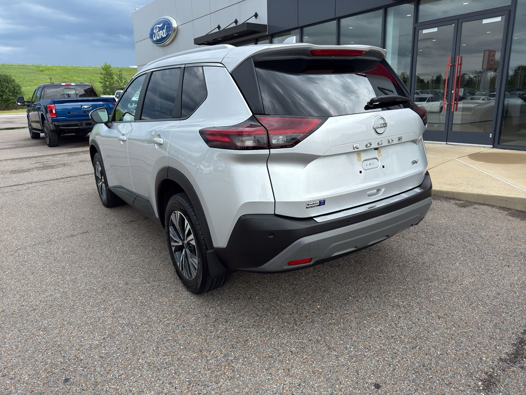 2022 Nissan Rogue SV