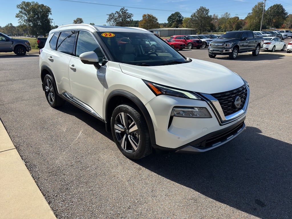 2022 Nissan Rogue SL