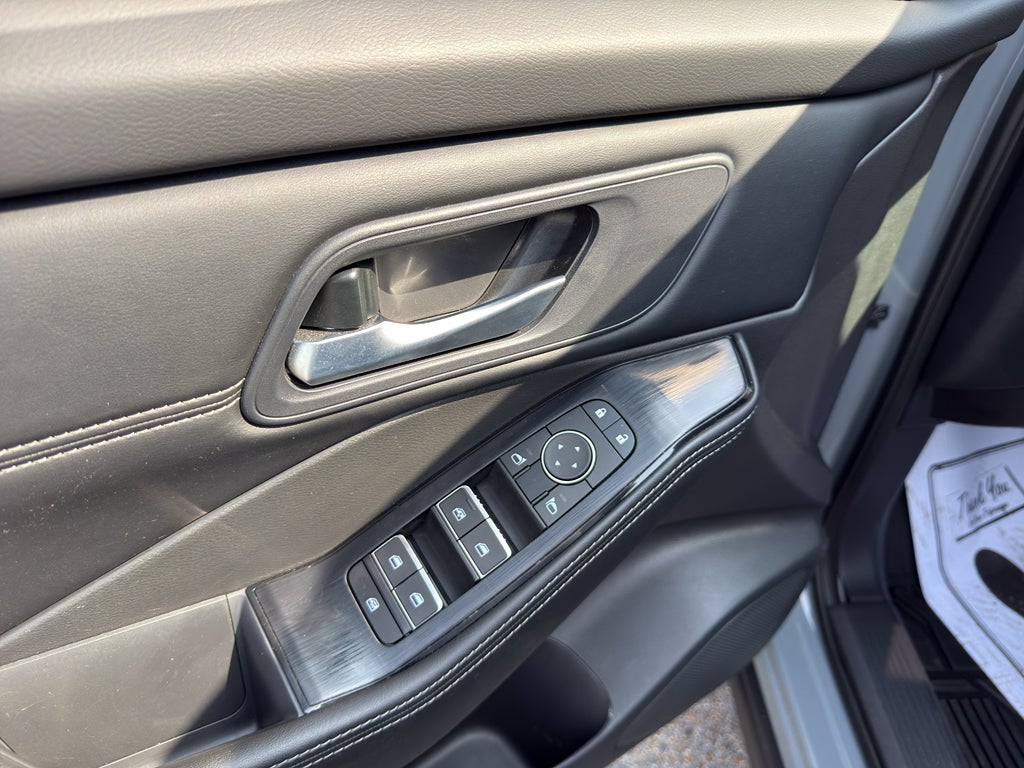 2024 Nissan Rogue SL