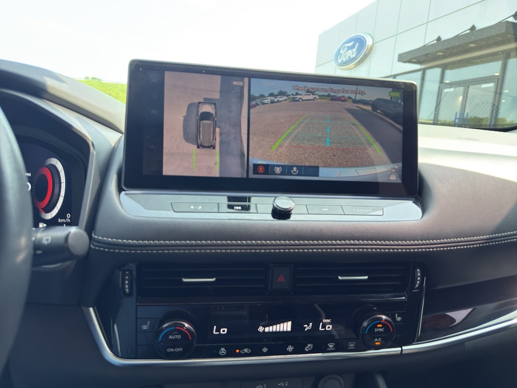 2024 Nissan Rogue SL