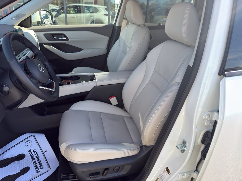 2022 Nissan Rogue SL