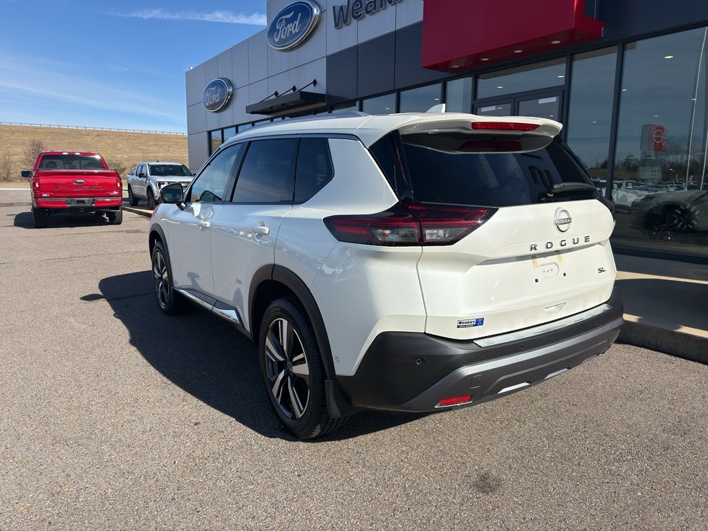 2022 Nissan Rogue SL