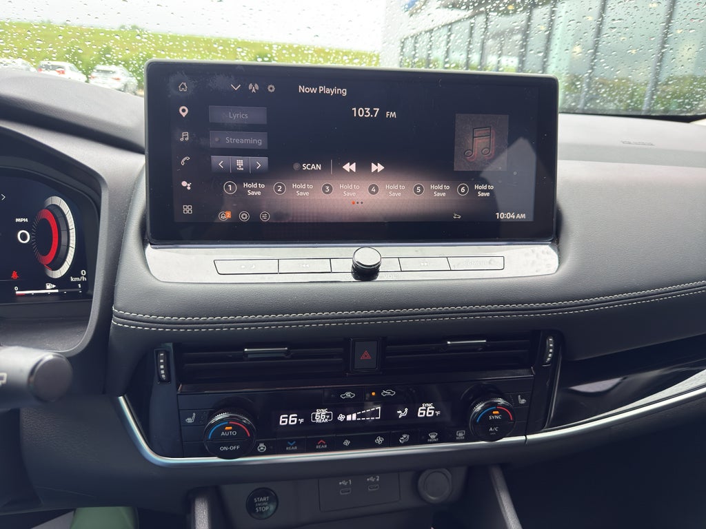 2024 Nissan Rogue SL