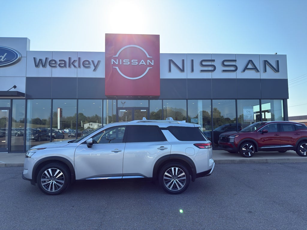 2022 Nissan Pathfinder Platinum