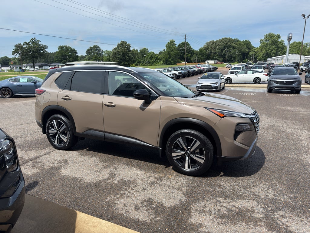 2025 Nissan Rogue SL
