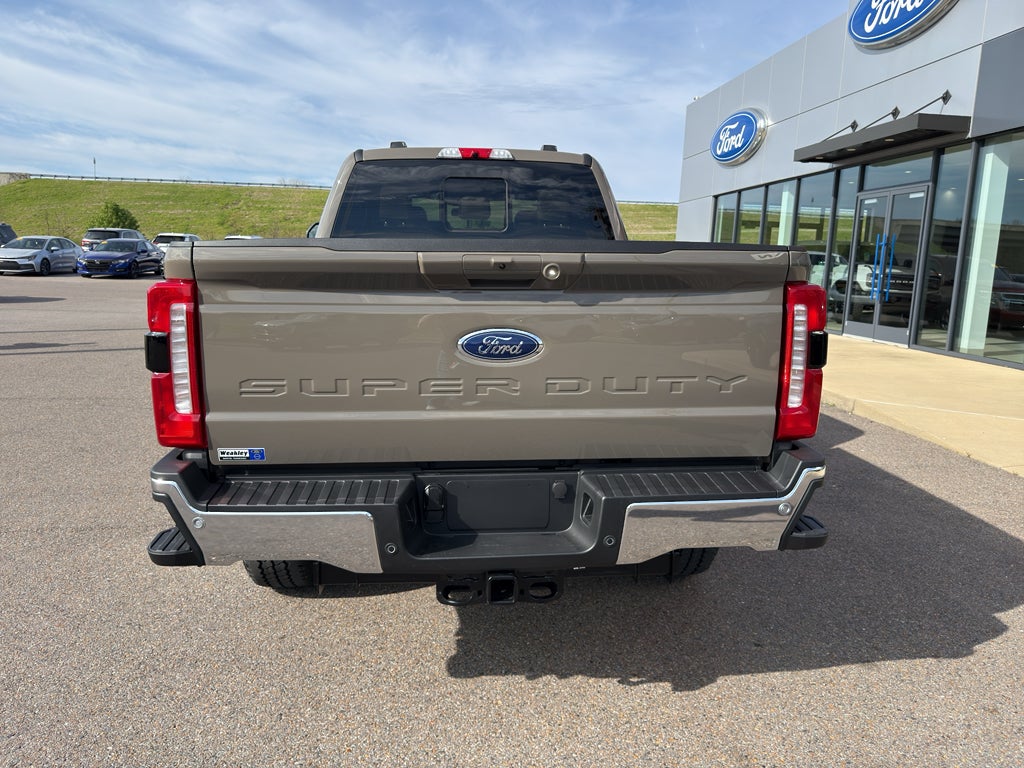 2026 Ford Super Duty F-250® Lariat®
